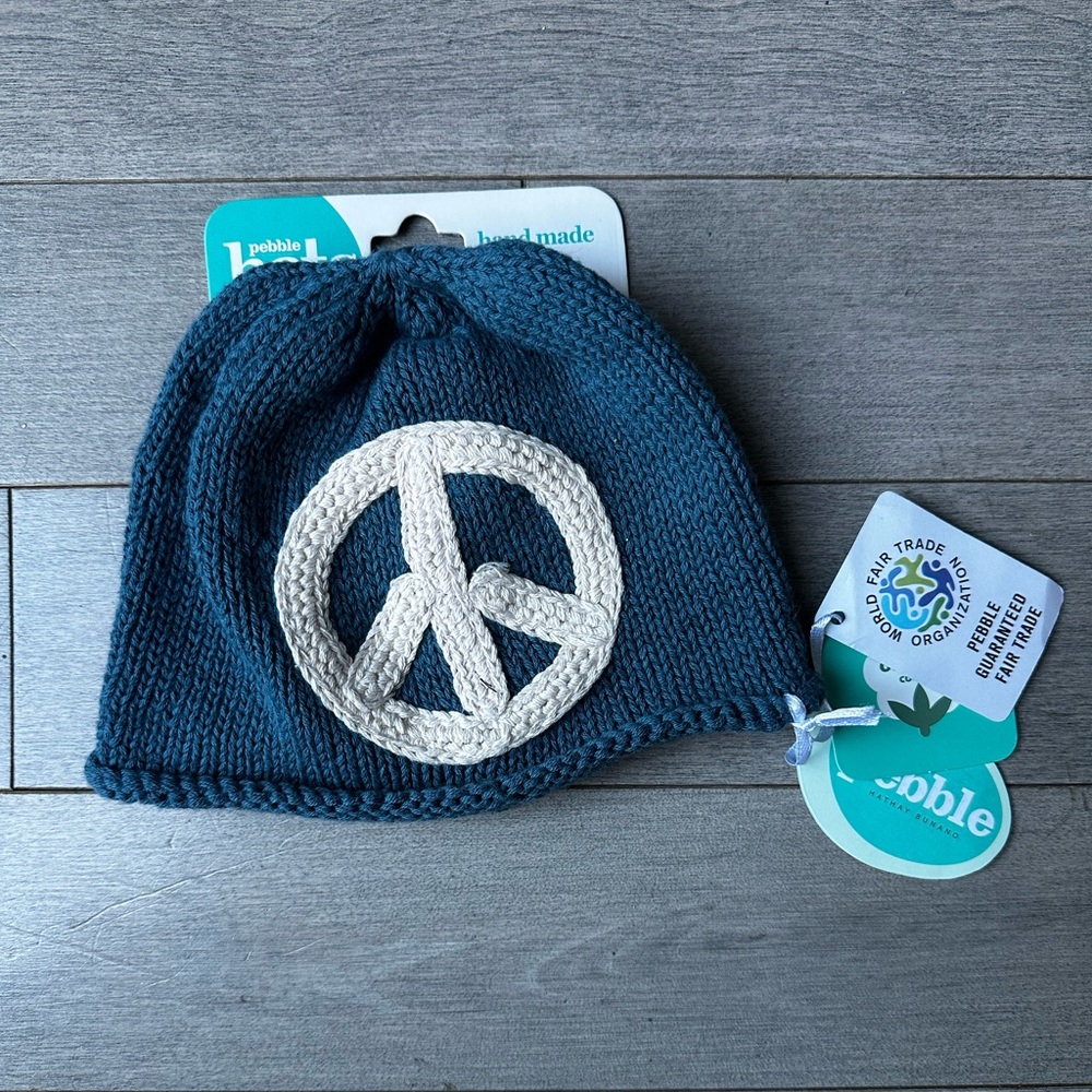 Unisex Infant Pebble Hand Knit Organic Cotton Baby Beanie With Peace Symbol OS